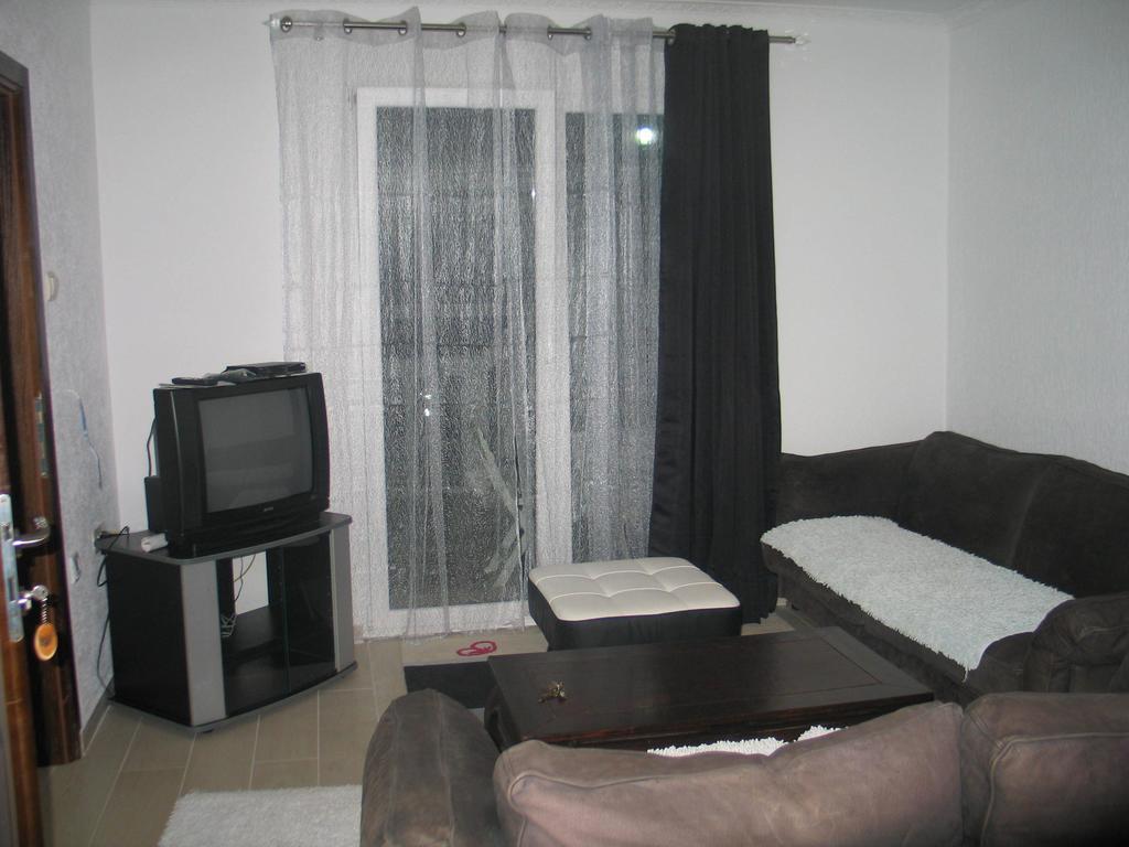 Guest House Dena 多布拉沃达 客房 照片
