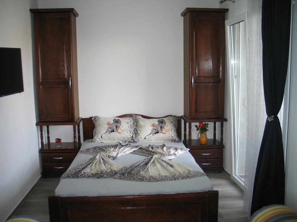 Guest House Dena 多布拉沃达 客房 照片